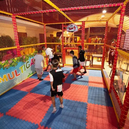 Family Kids Village Riva Dei Pini Campsite *