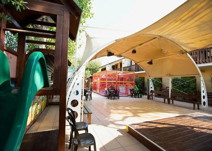 Family Kids Village Riva Dei Pini *