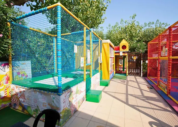 Family Kids Village Riva Dei Pini Κάμπινγκ *